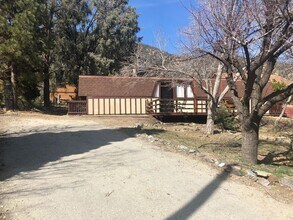 16601 Aleutian Dr in Pine Mountain Club, CA - Building Photo - Building Photo