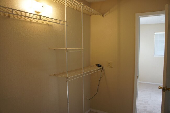 2500 Parker Dr in Georgetown, TX - Foto de edificio - Building Photo