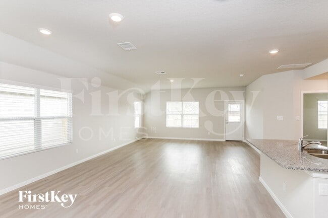 14918 Bog Mill in San Antonio, TX - Building Photo - Building Photo