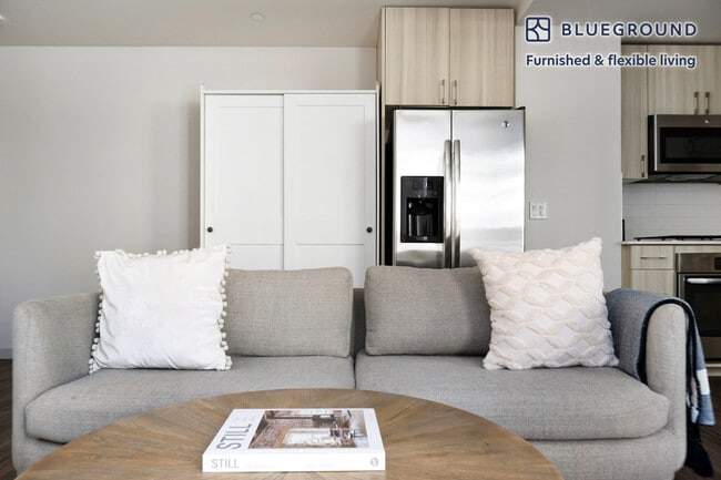 2015 2nd Ave in Seattle, WA - Building Photo - Building Photo