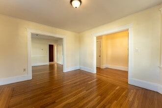 87 Harnden Ave in Watertown, MA - Building Photo - Building Photo