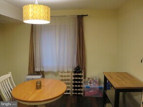 1413 Northgate Square in Reston, VA - Building Photo - Building Photo