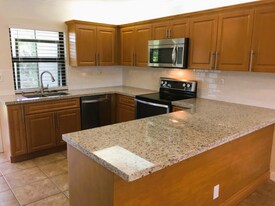4271 NW 114th Terrace, Unit 4271 in Coral Springs, FL - Building Photo