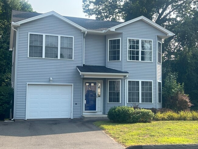53 Tunxis St