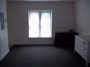 725 W 3rd St, Unit 4 in Williamsport, PA - Building Photo - Building Photo
