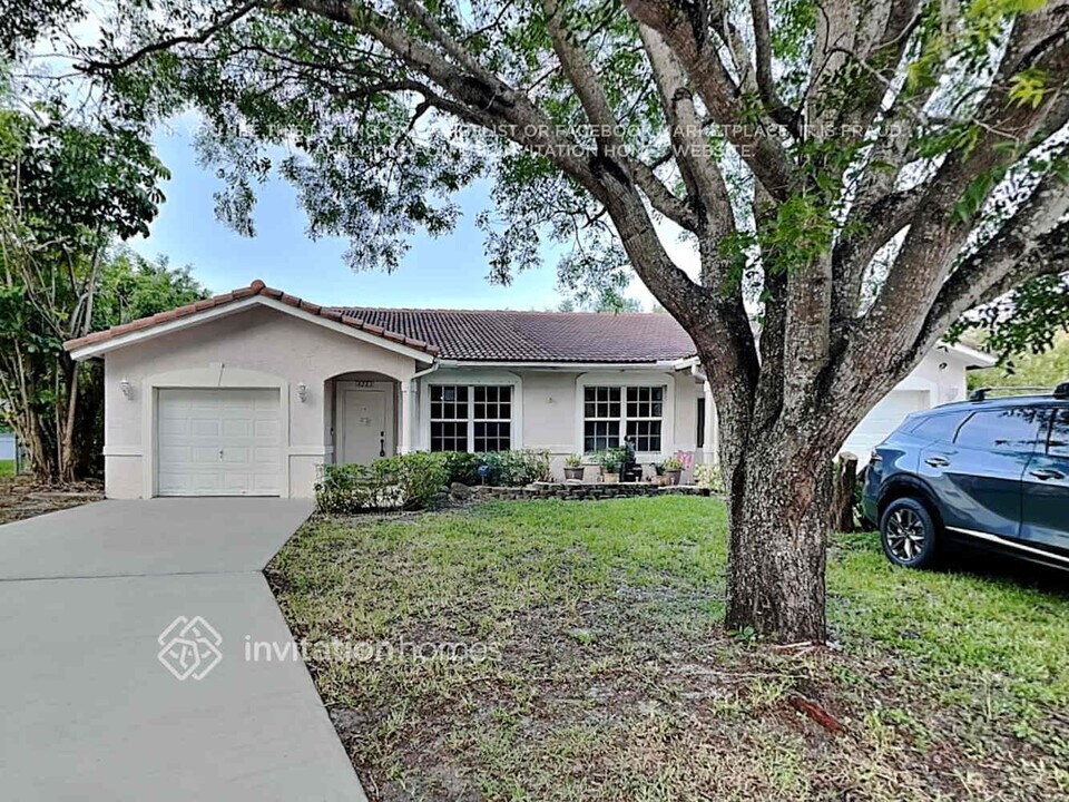 4283 NW 114th Terrace in Coral Springs, FL - Building Photo