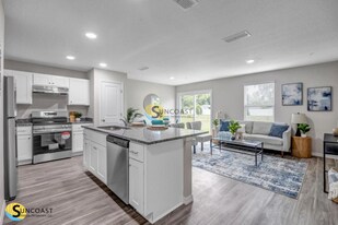 9580 Hood Rd in Jacksonville, FL - Building Photo