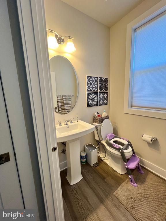 property at 148 Ginkgo Ln