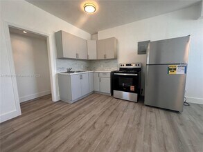 50 NW 79th St in Miami, FL - Building Photo - Building Photo