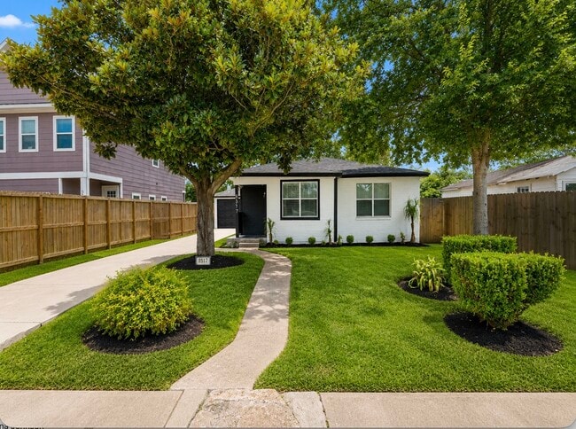 property at 8517 Rubin St
