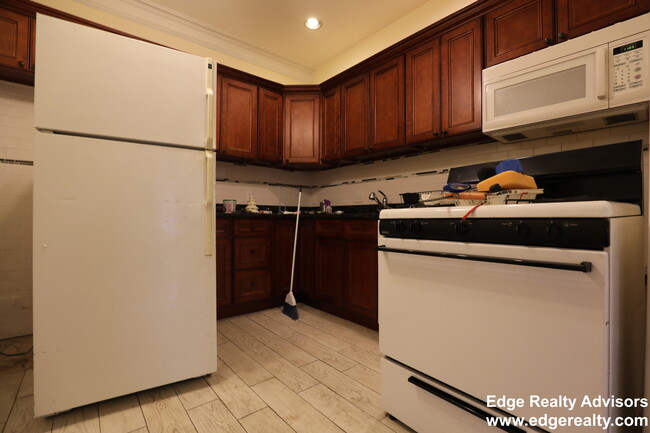 21 Park Vale Ave, Unit 11 in Boston, MA - Building Photo - Building Photo