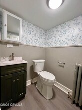 237 Cherry St in Milton, PA - Building Photo - Building Photo