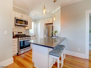 72 Ella St-Unit -3 in Bloomfield, NJ - Building Photo - Building Photo