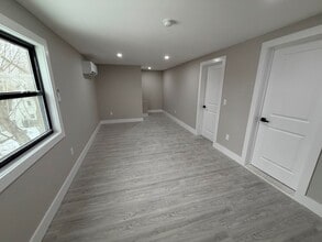 194 N Lake Ave in Albany, NY - Building Photo - Building Photo