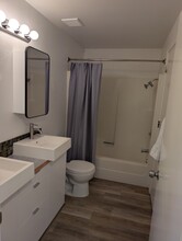 2424 Morning Dove Ct NW in Salem, OR - Building Photo - Building Photo