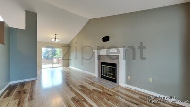 20102 106 St Ct E in Sumner, WA - Building Photo - Building Photo