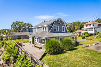 Short Beach in East Haven, CT - Foto de edificio - Building Photo