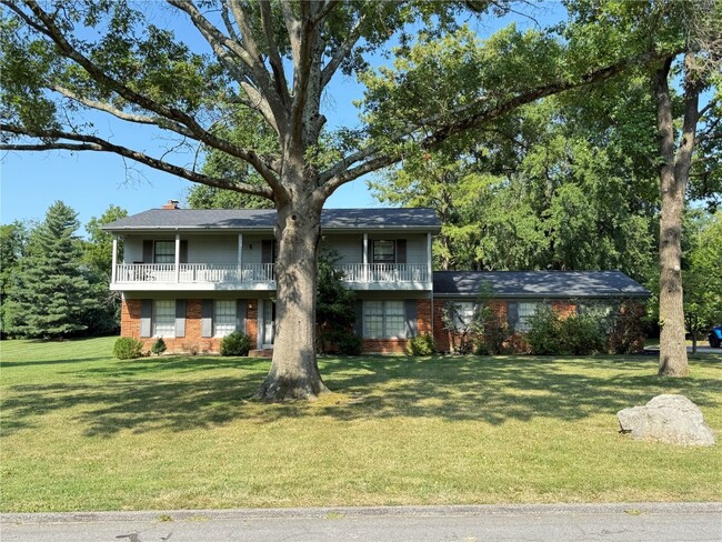 1133 Westmoor Pl