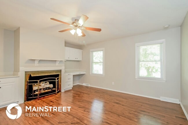 1278 Millerwood Dr in Winston-Salem, NC - Foto de edificio - Building Photo