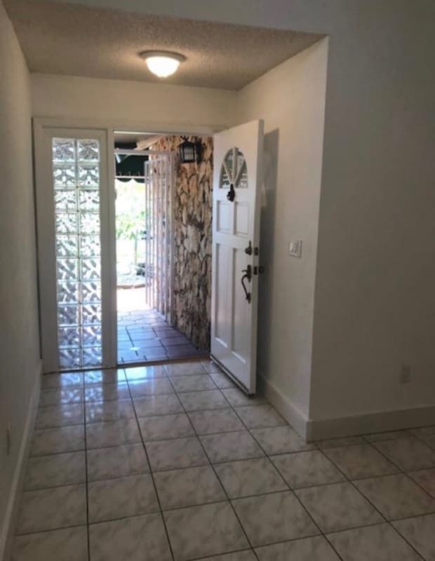 8960 SW 4th Terrace in Miami, FL - Building Photo - Building Photo