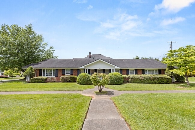property at 801-805 Lester Harris Rd