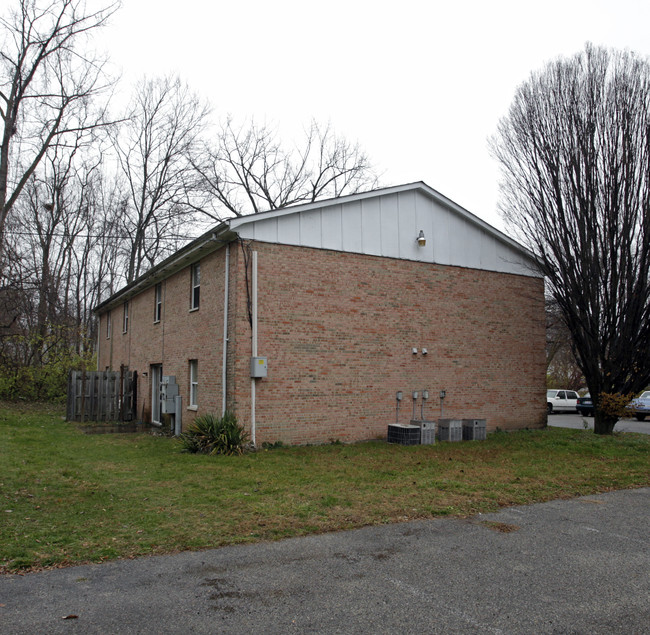 3057 Idlewilde Blvd in Dayton, OH - Building Photo - Building Photo