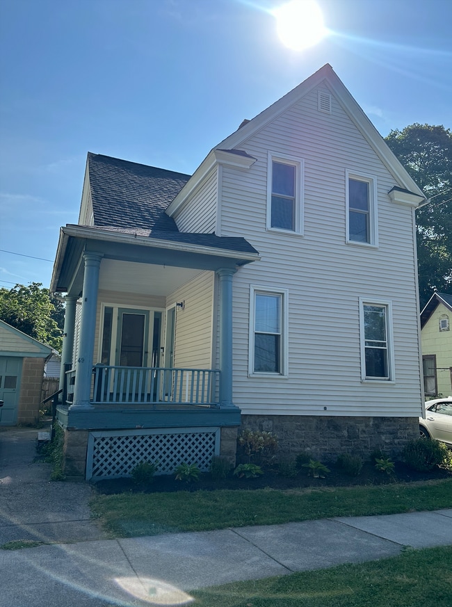 49 Cayuga St, Unit 1 - First Floor