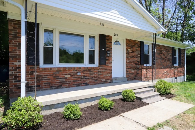 309 Martin Ct in Stanford, KY - Building Photo - Building Photo
