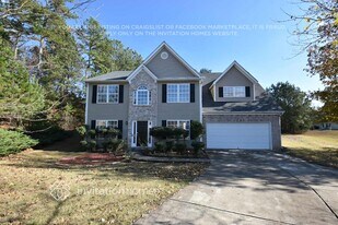830 Creek Cove Way in Loganville, GA - Building Photo