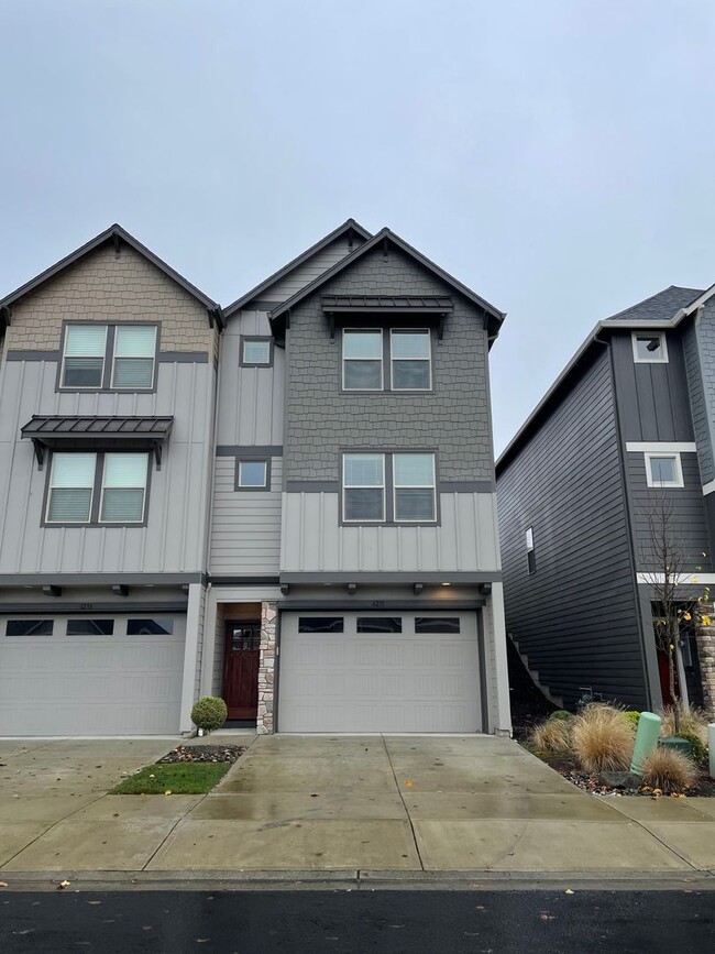 4231 NW Sage Loop in Camas, WA - Building Photo - Building Photo