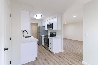 Melrose on 91 in Redmond, WA - Building Photo - Building Photo