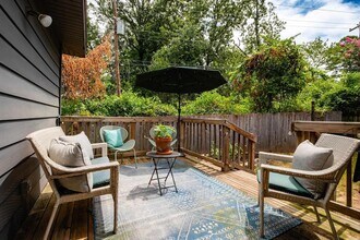 2100 Durwood Rd in Little Rock, AR - Foto de edificio - Building Photo