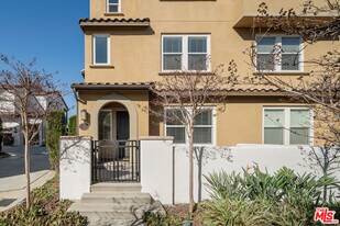 281 Mar Vista Ave in Pasadena, CA - Building Photo