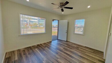 14902 S Inglewood Ave in Lawndale, CA - Building Photo - Building Photo