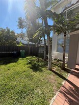 24532 SW 110th Ave in Princeton, FL - Building Photo