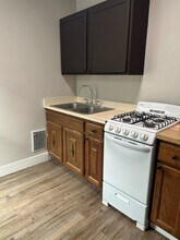 105 Fernwood Ave, Unit 4 in Rochester, NY - Building Photo - Building Photo