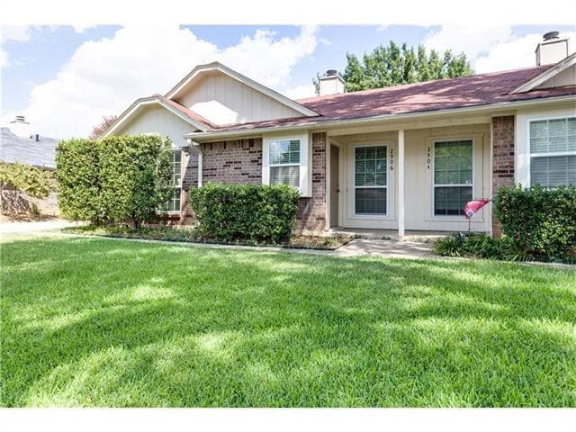 2906 Penny Ln in Euless, TX - Building Photo - Building Photo