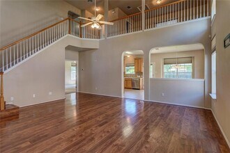 10816 Pall Mall Dr in Austin, TX - Building Photo - Building Photo