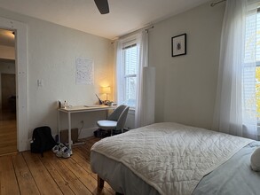 43 5th St, Unit 1 in Cambridge, MA - Foto de edificio - Building Photo