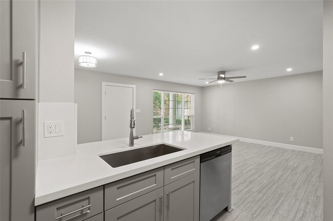 property at 2121 Fountain View Dr
