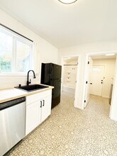 4375 WA-3 in Bremerton, WA - Building Photo - Building Photo