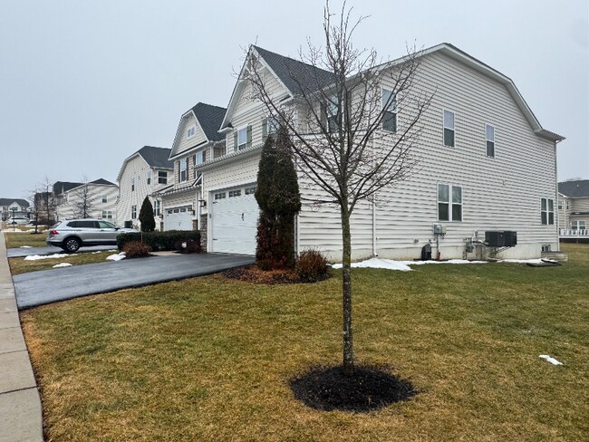 152 Providence Cir in Phoenixville, PA - Foto de edificio - Building Photo