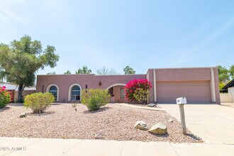 2847 E Acoma Dr in Phoenix, AZ - Building Photo - Building Photo