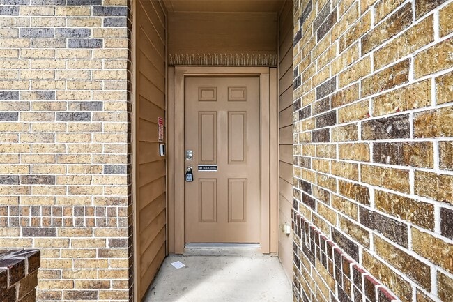 19023 Ayston Dr in Tomball, TX - Building Photo - Building Photo