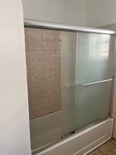 901-3 Diamond St, Unit 2F in Philadelphia, PA - Building Photo - Building Photo