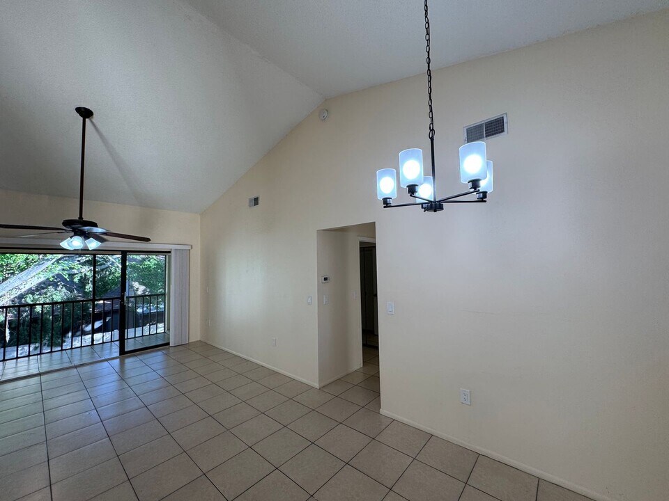 853 Mecca Dr in Sarasota, FL - Building Photo