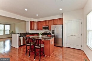 5424 Double Day Ln in Waldorf, MD - Building Photo