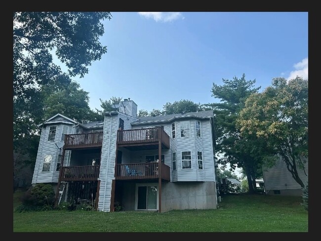 195 Harvest Moon Ct in St. Peters, MO - Building Photo - Building Photo