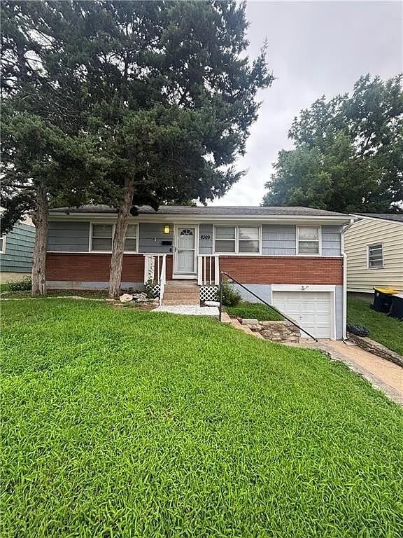 8309 The Paseo in Kansas City, MO - Building Photo - Building Photo