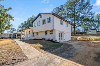 1113 Brook Ave in Marietta, GA - Building Photo - Building Photo